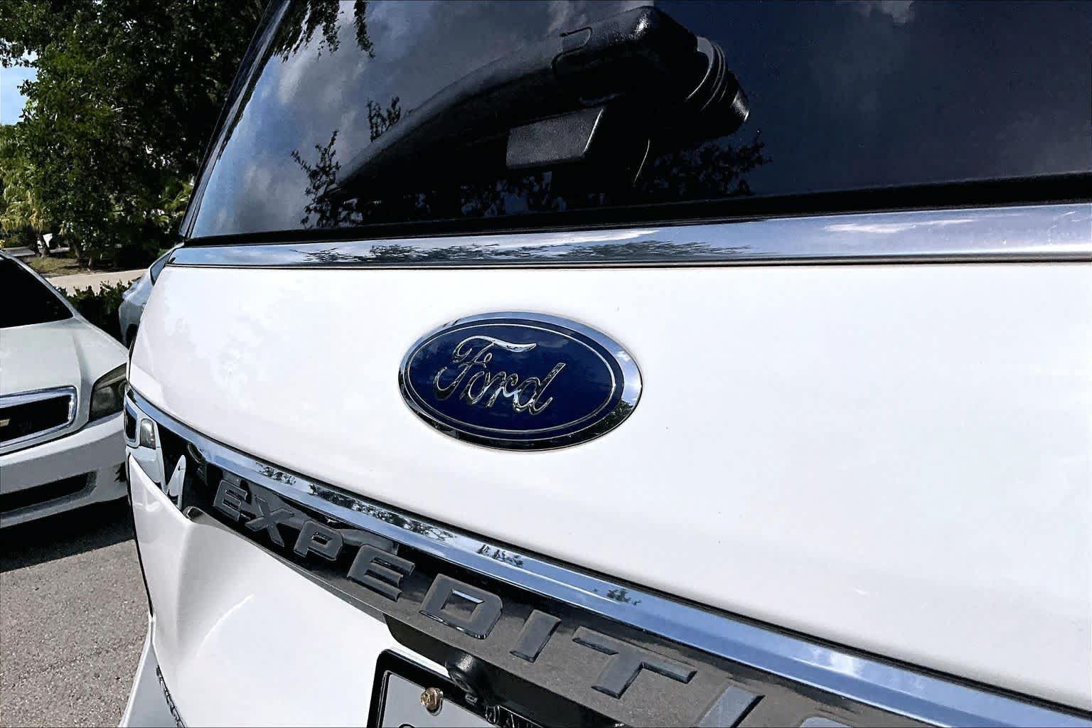 Used 2021 Ford Expedition Limited RWD image 31