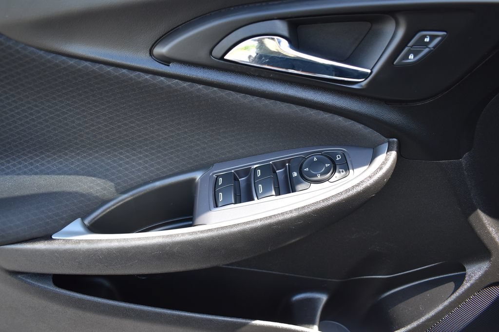 Used 2023 Chevrolet Malibu RS FWD image 20