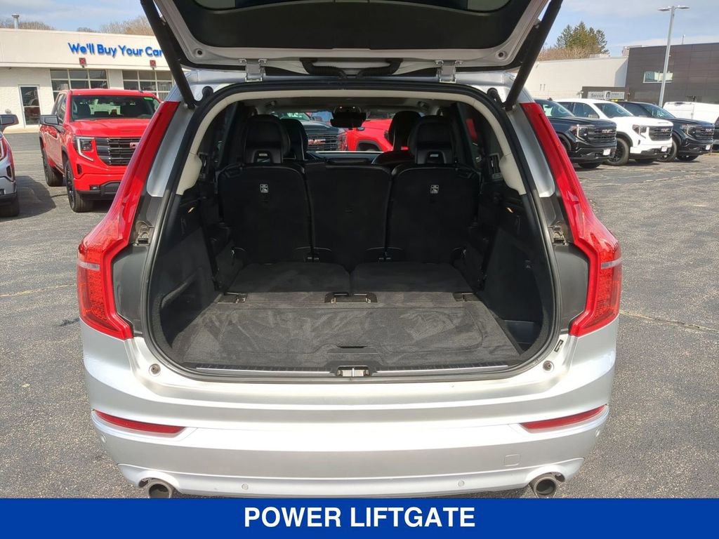Used 2018 Volvo XC90 T5 Momentum w/ Convenience Package image 5