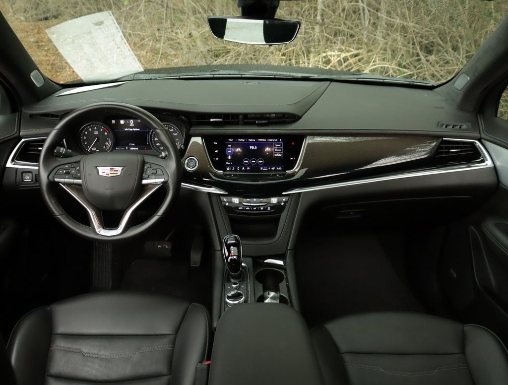 Certified 2024 Cadillac XT6 Premium Luxury w/ Platinum Package image 25