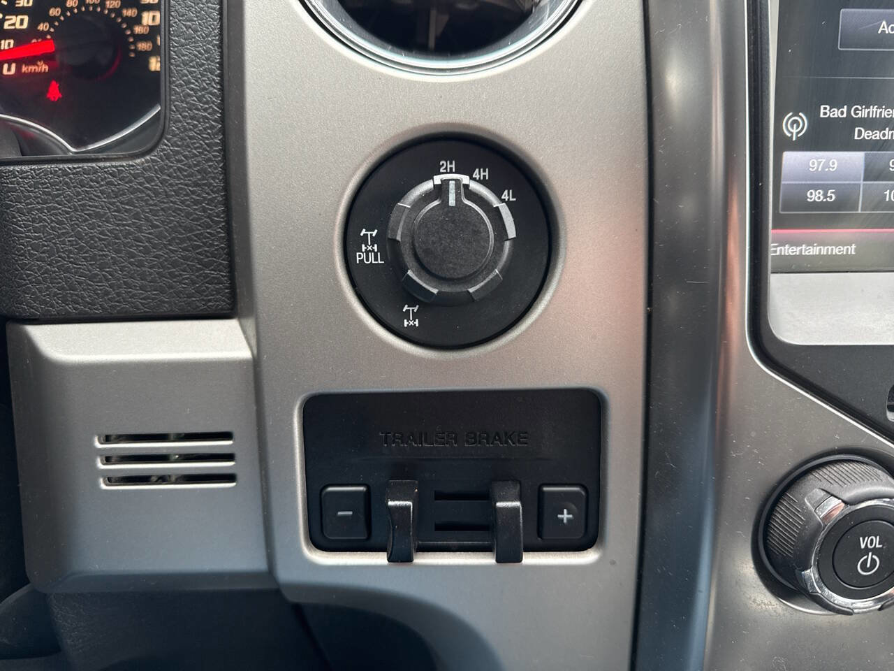 Used 2014 Ford F150 FX4 w/ Equipment Group 402A Luxury image 32