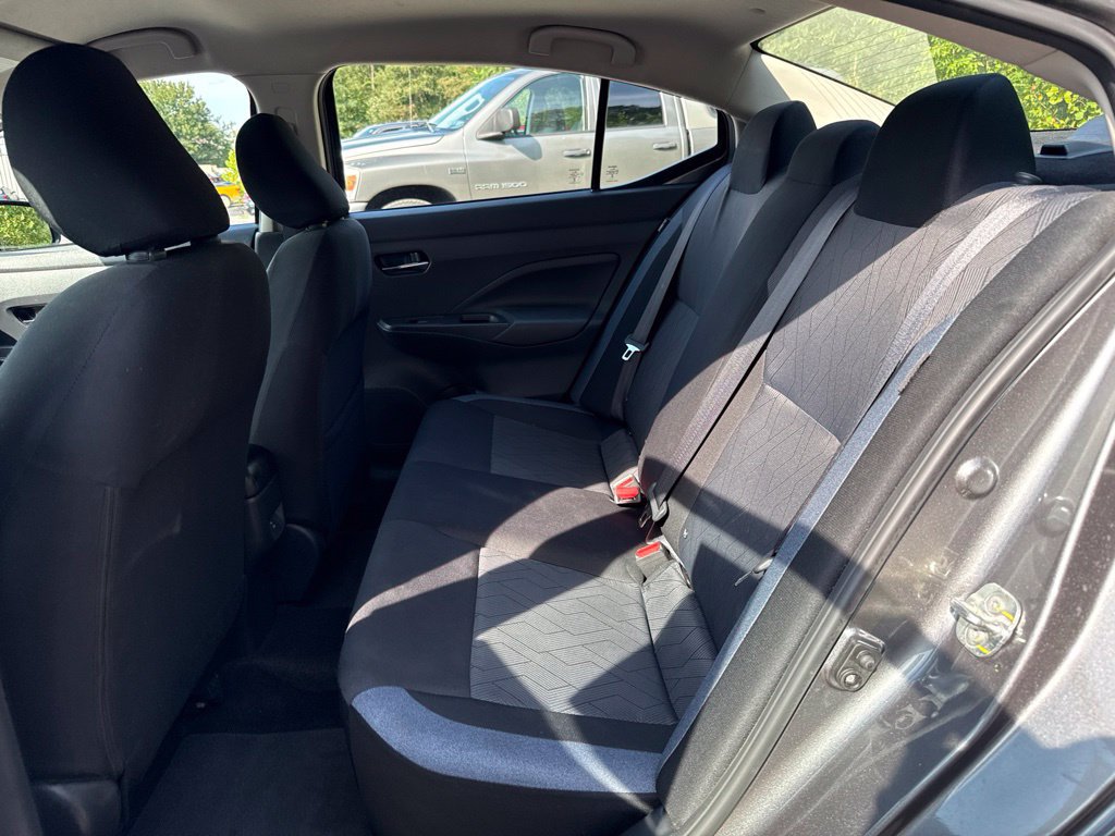 Used 2025 Nissan Versa SV FWD image 26
