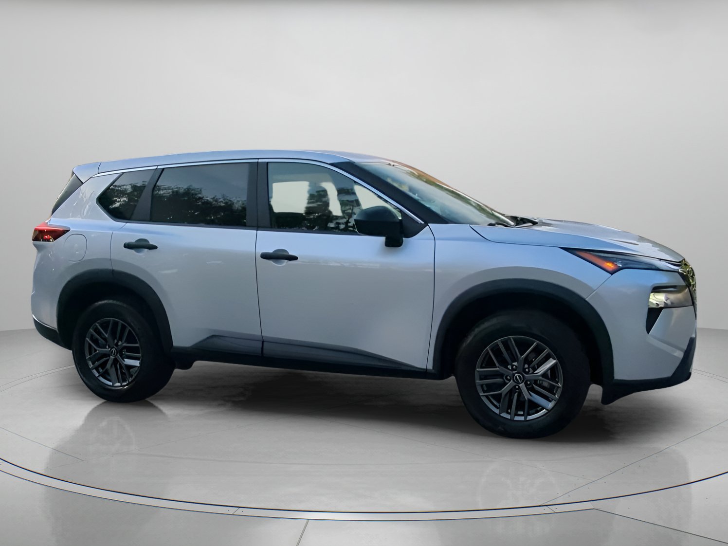 Used 2024 Nissan Rogue S FWD image 34