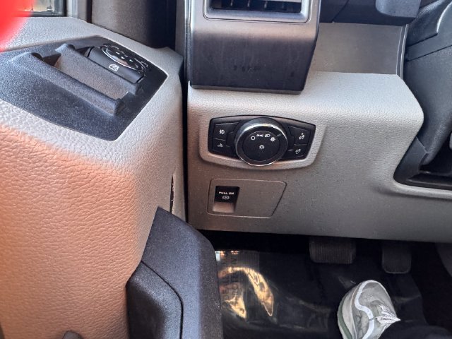 Used 2018 Ford F150 XL w/ Equipment Group 101A Mid AWD/4WD image 13