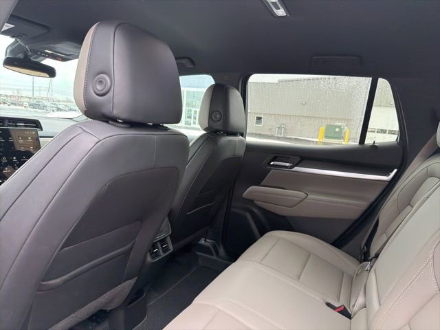 Used 2025 GMC Terrain Elevation w/ Elevation Premium Package image 29