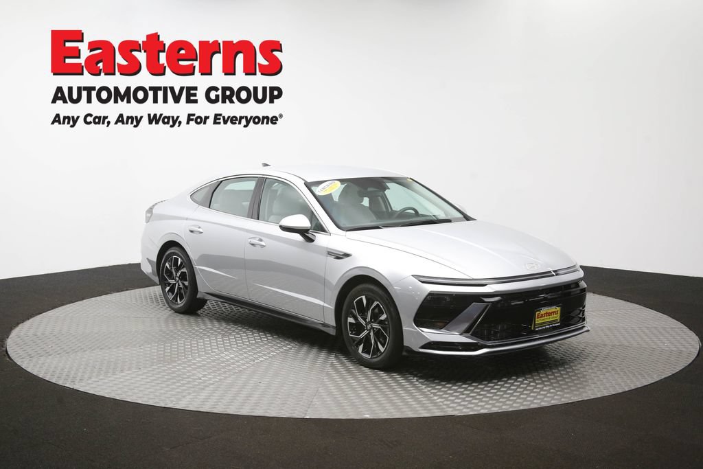 Used 2025 Hyundai Sonata SEL FWD image 49