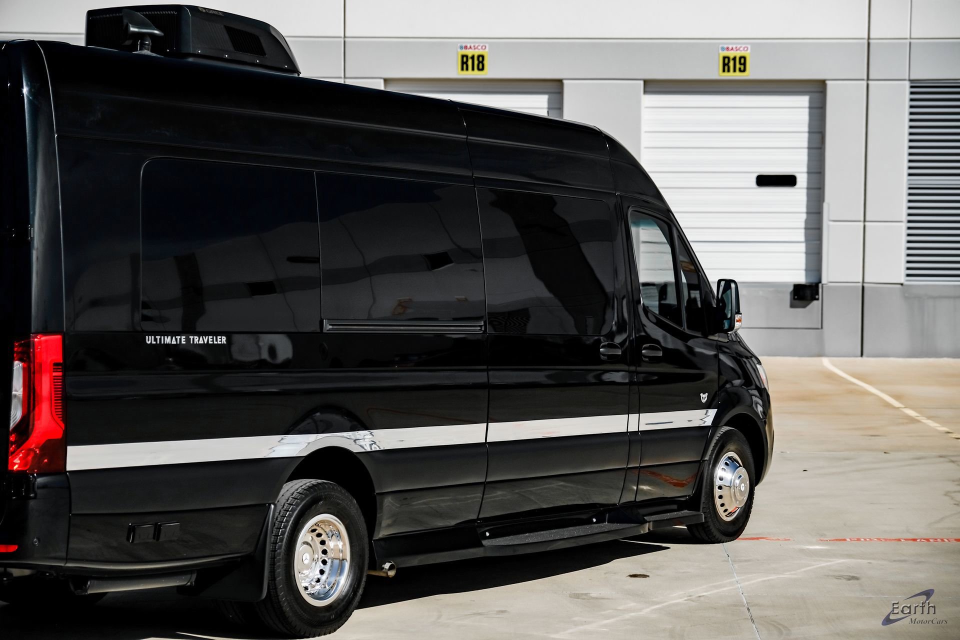 Used 2023 Mercedes-Benz Sprinter 3500 image 17