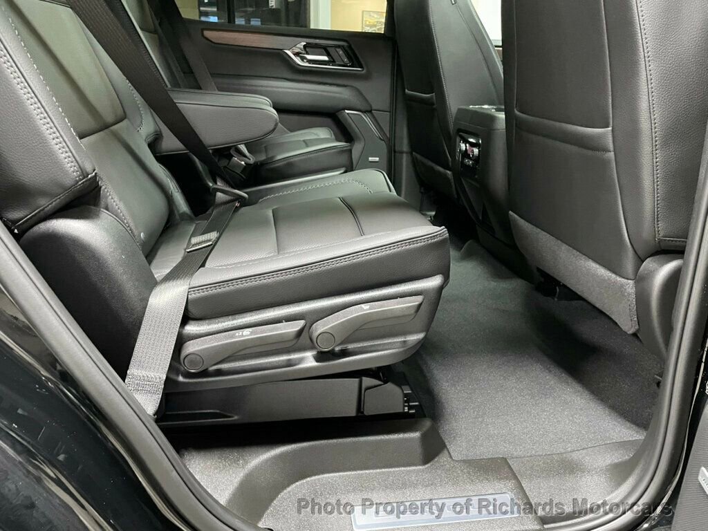 Used 2026 GMC Yukon Denali w/ Sun & Power Step Package image 23
