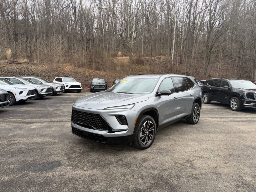 Used 2025 Buick Enclave Sport Touring w/ LPO, All-Weather Package image 7