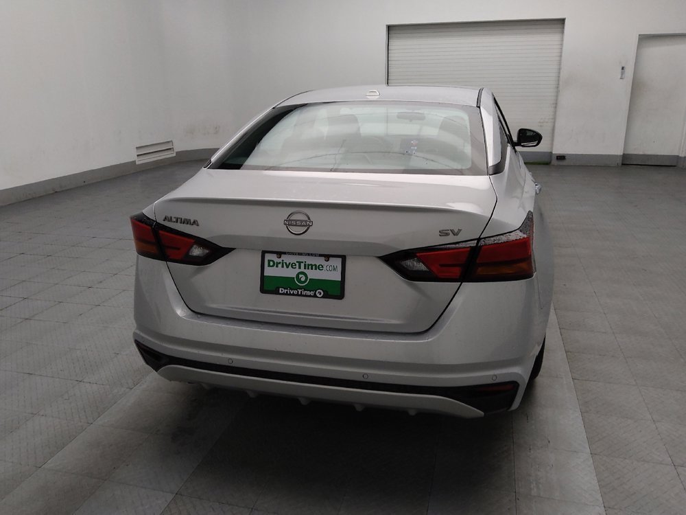 Used 2024 Nissan Altima 2.5 SV image 7