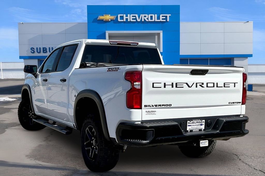 Used 2022 Chevrolet Silverado 1500 Custom Trail Boss w/ LPO, Dark Essentials Package image 12