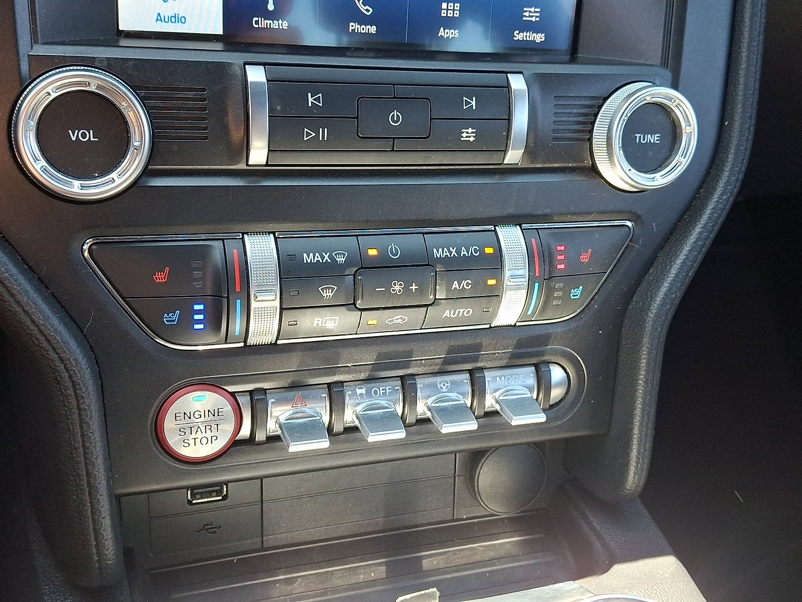 Certified 2022 Ford Mustang GT Premium RWD image 19