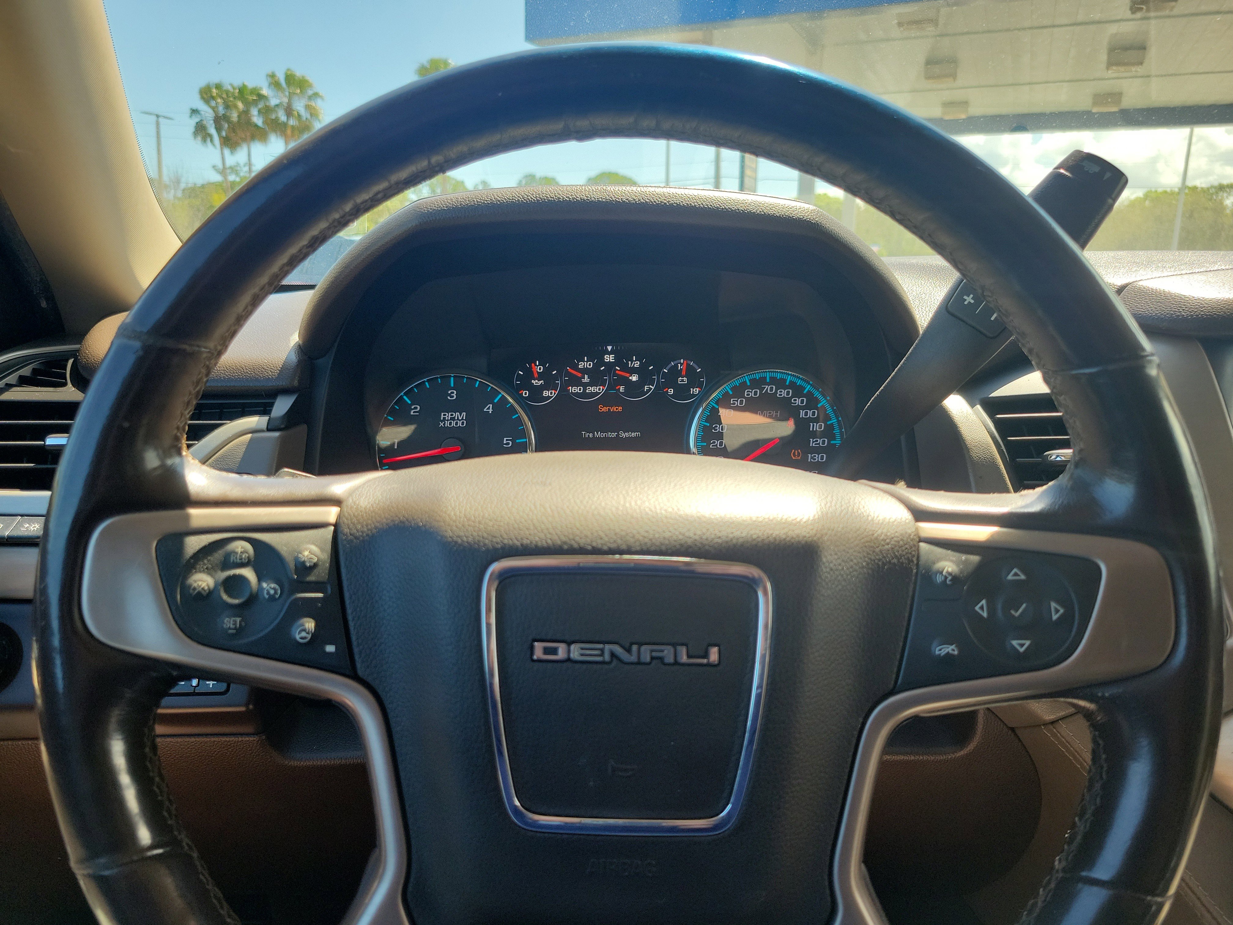 Used 2018 GMC Yukon Denali w/ Denali Ultimate Package image 18