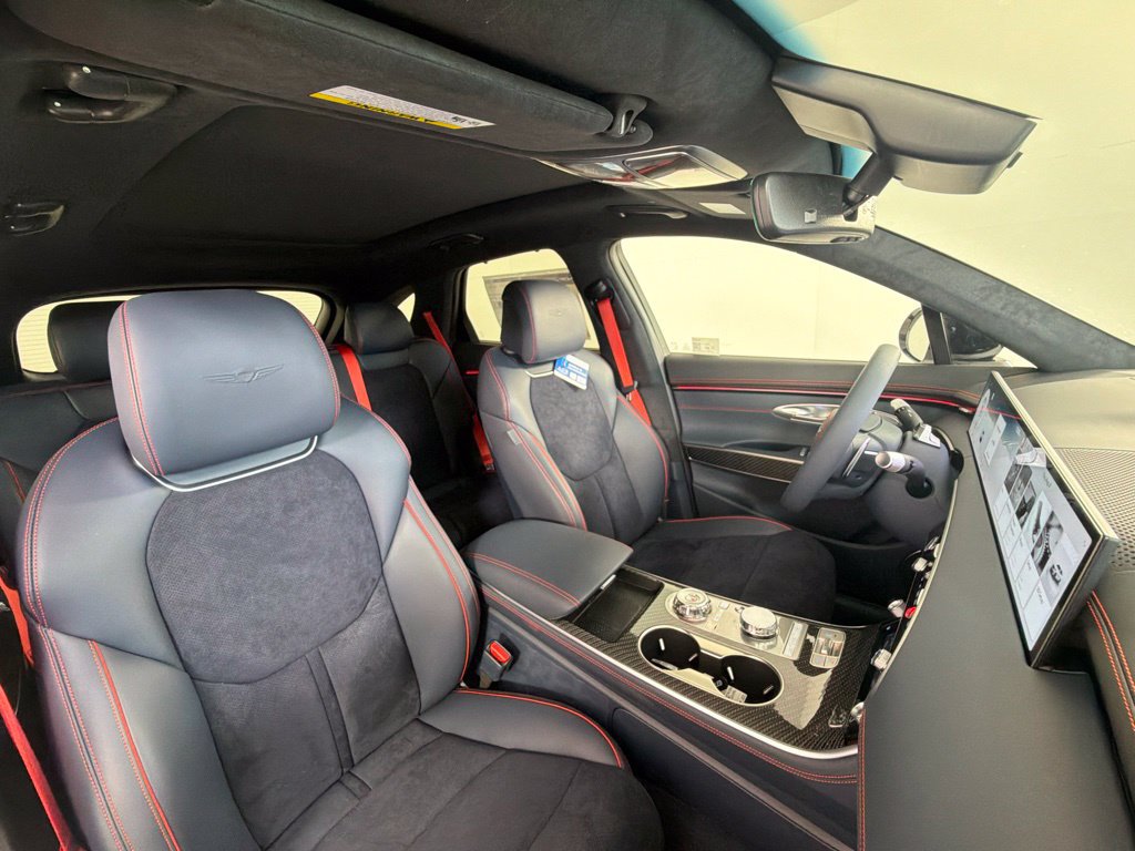 New 2027 Genesis GV70 3.5T Prestige AWD/4WD image 31