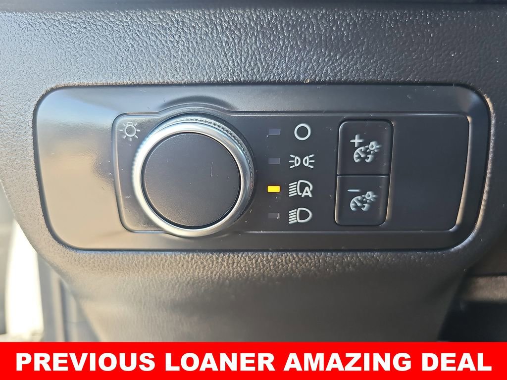 Used 2022 Ford Escape SE image 25