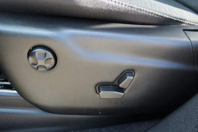 Used 2022 Dodge Durango GT image 11