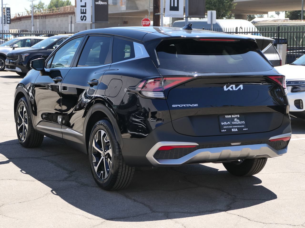 Used 2023 Kia Sportage EX FWD image 6