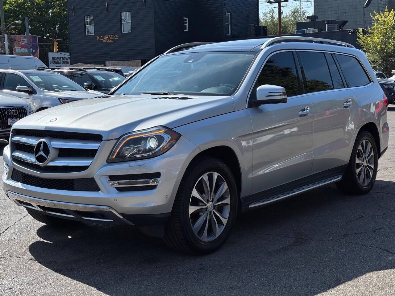 Used 2013 Mercedes-Benz GL 450 4MATIC image 4