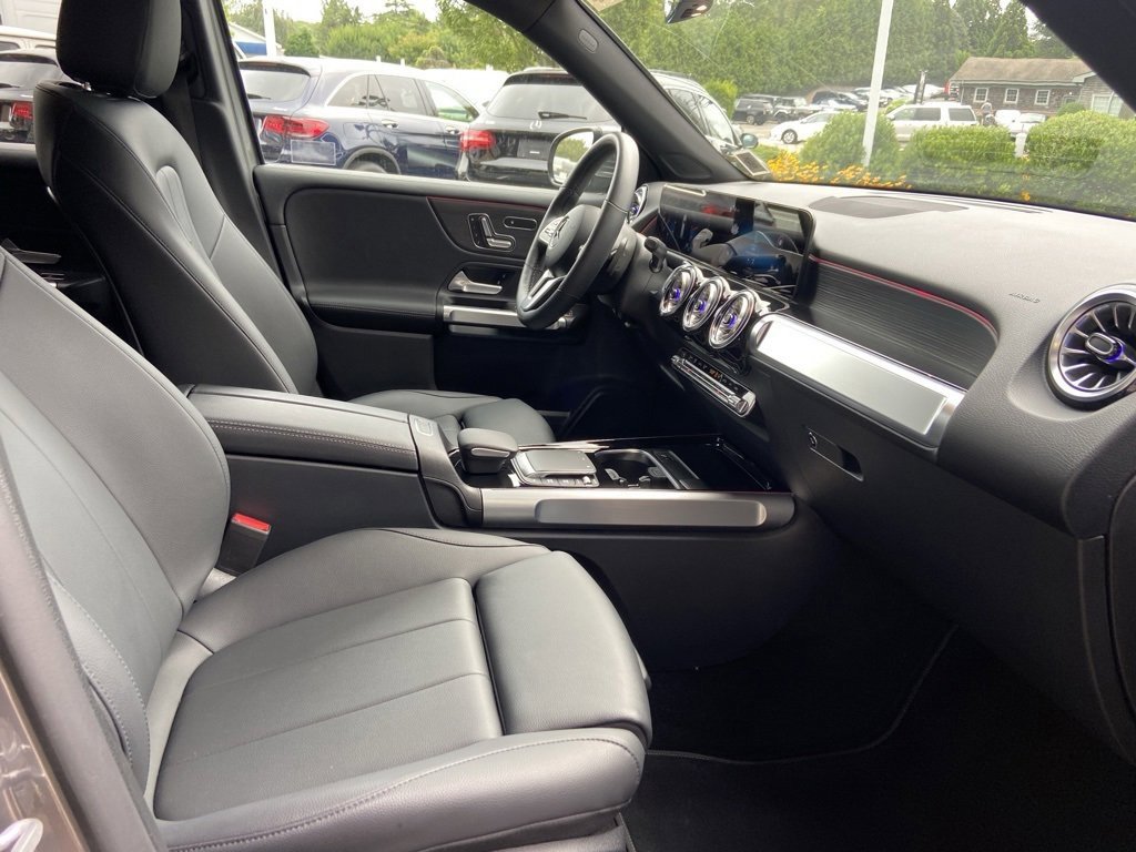 Certified 2022 Mercedes-Benz GLB 250 4MATIC image 23