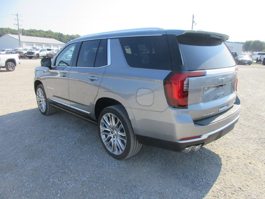 New 2026 GMC Yukon Denali w/ Denali Reserve Package AWD/4WD image 6