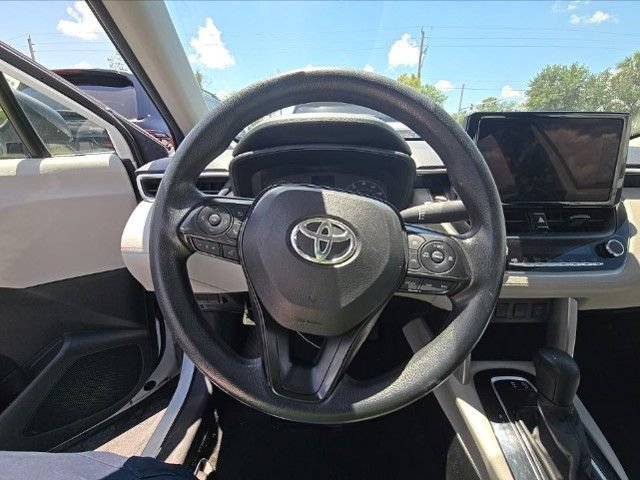 Used 2024 Toyota Corolla Cross L FWD image 7