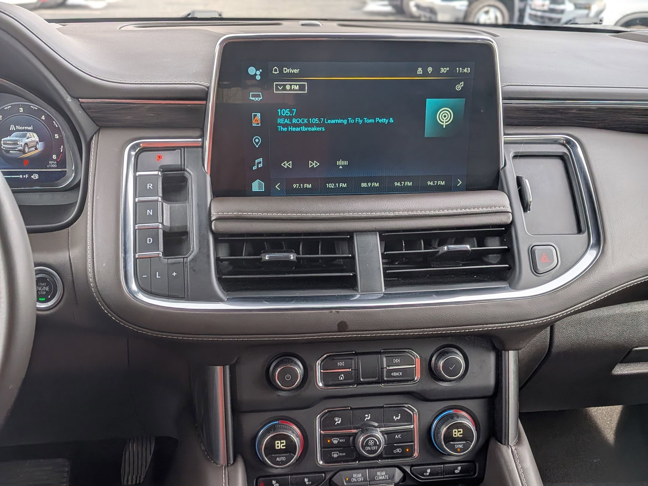 Used 2024 Chevrolet Tahoe LT image 26