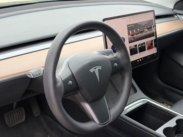 Used 2023 Tesla Model 3 Standard Range RWD image 15