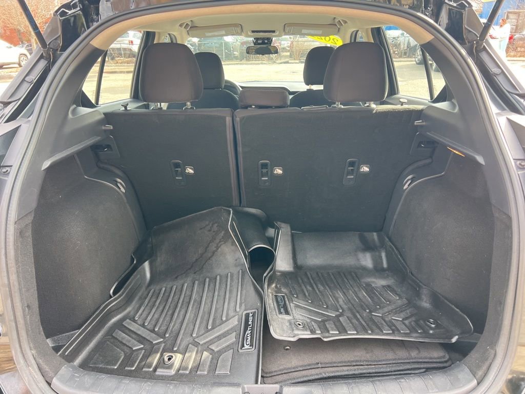 Used 2021 Nissan Kicks S image 27