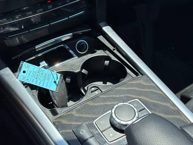 Used 2016 Mercedes-Benz E 350 4MATIC Sedan w/ Premium Package image 28