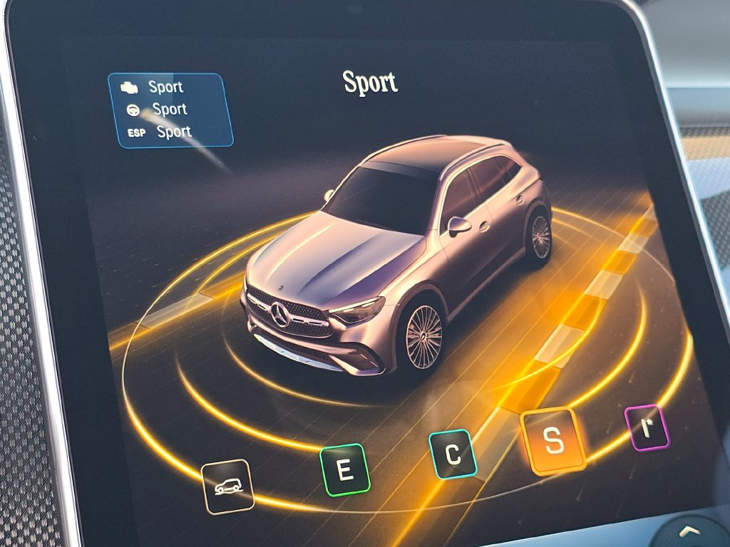 New 2027 Mercedes-Benz GLC 300 4MATIC image 34