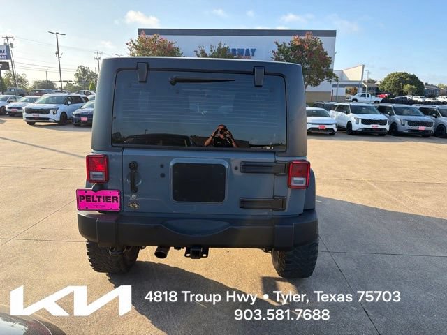 Used 2014 Jeep Wrangler Unlimited Sport w/ Connectivity Group AWD/4WD image 8