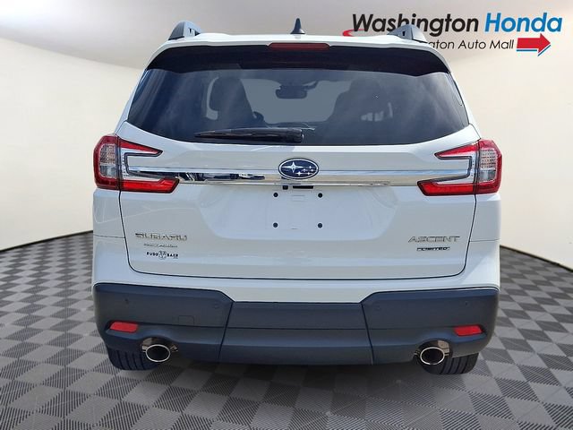 Used 2024 Subaru Ascent Limited w/ Technology Package AWD/4WD image 5