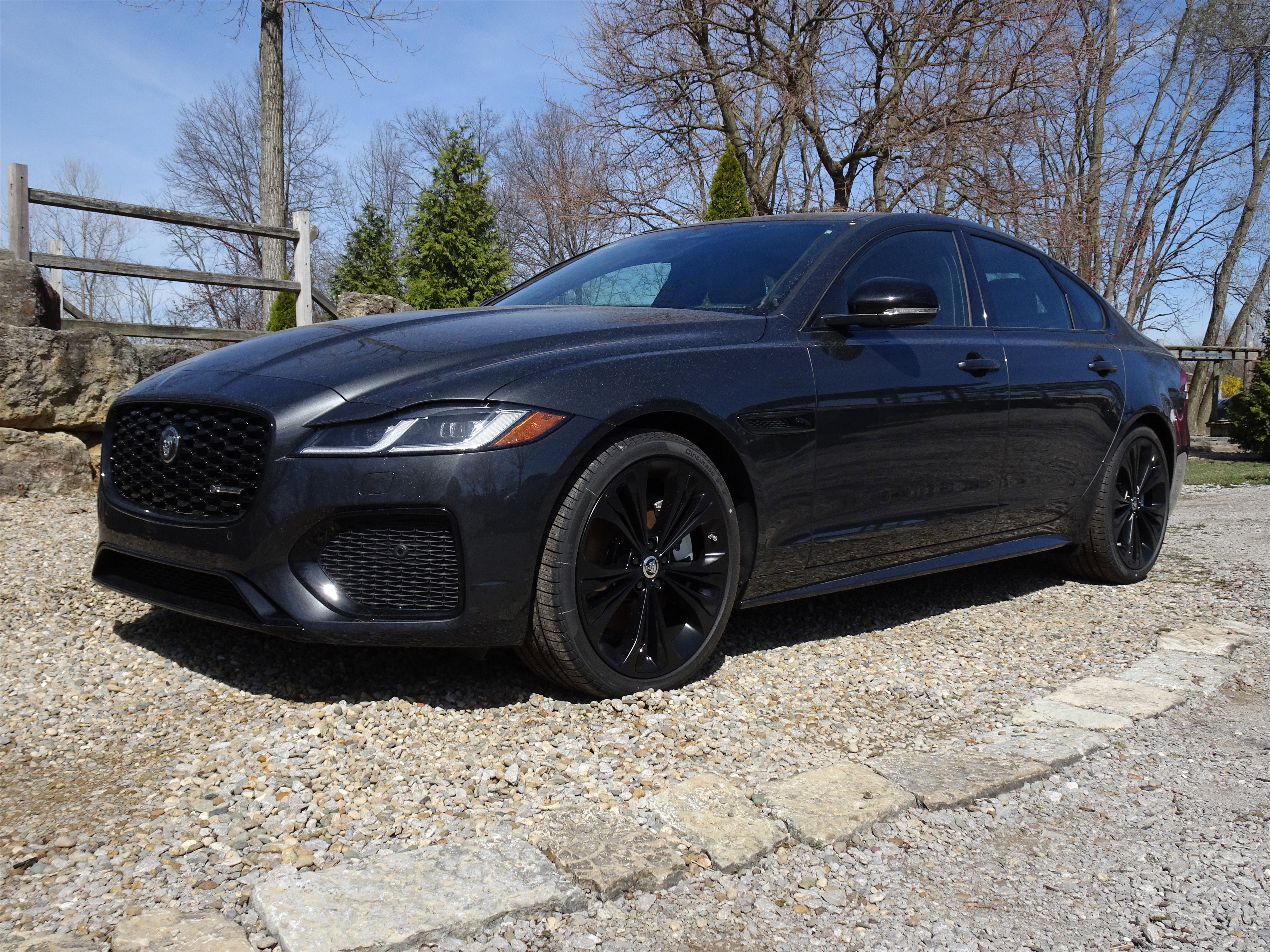 New 2024 Jaguar XF R-Dynamic SE image 8