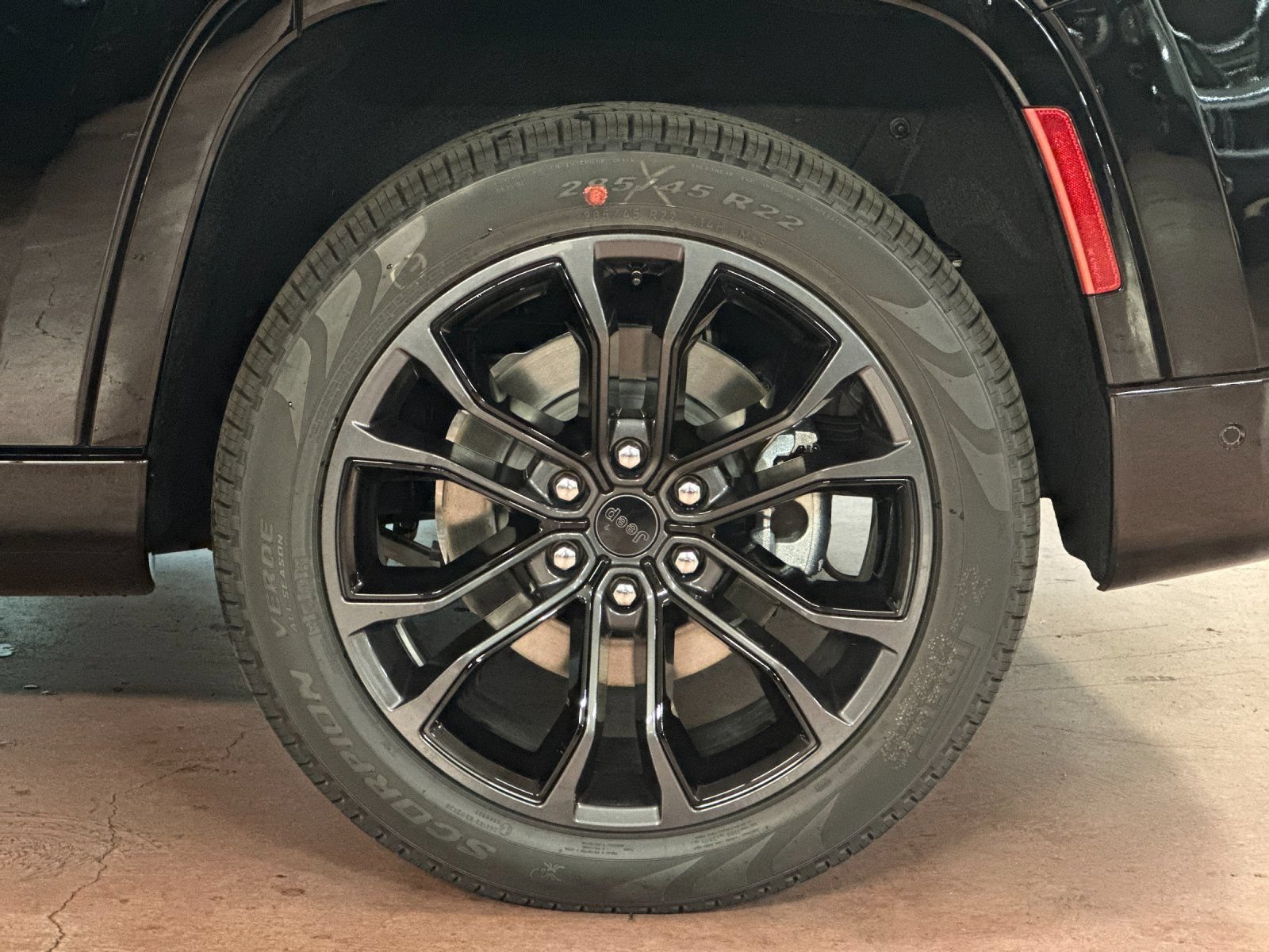 New 2026 Jeep Grand Wagoneer Summit AWD/4WD image 26