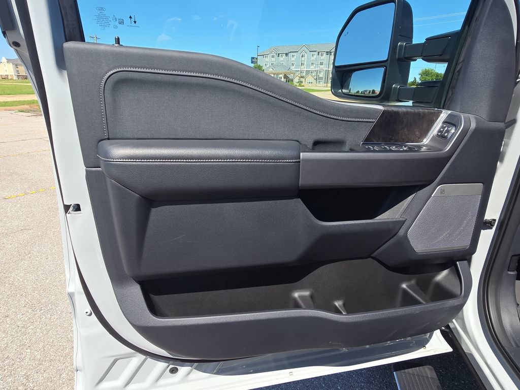 Used 2026 Ford F450 Lariat w/ Lariat Ultimate Package AWD/4WD image 27