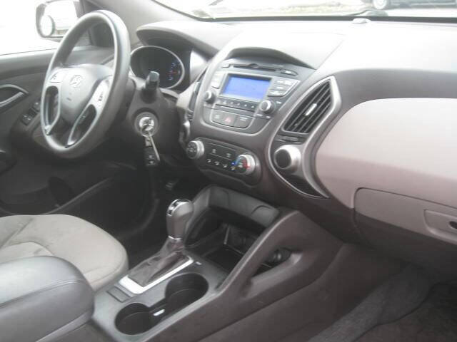Used 2014 Hyundai Tucson GLS FWD image 25