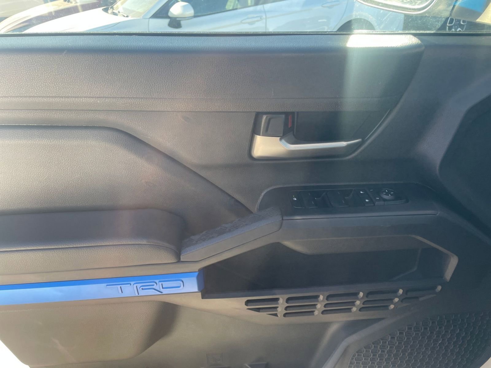 Used 2024 Toyota Tacoma TRD Sport image 18