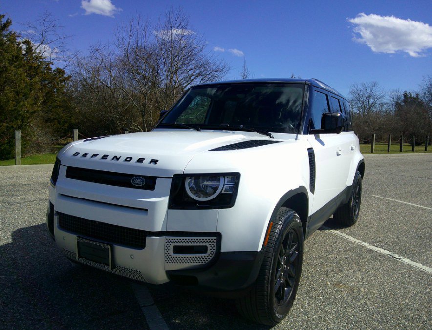Used 2023 Land Rover Defender 110 S image 2