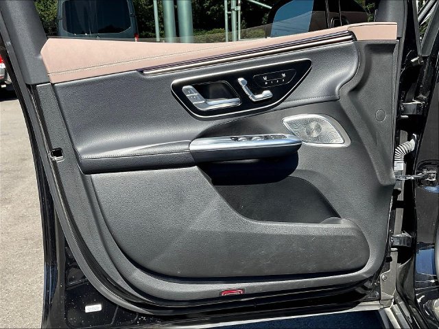 Certified 2023 Mercedes-Benz EQE 350+ 4MATIC SUV image 22