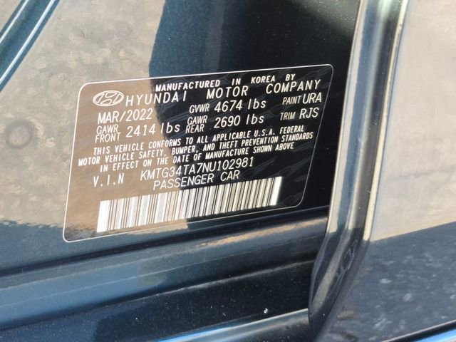 Used 2022 Genesis G70 2.0T image 25