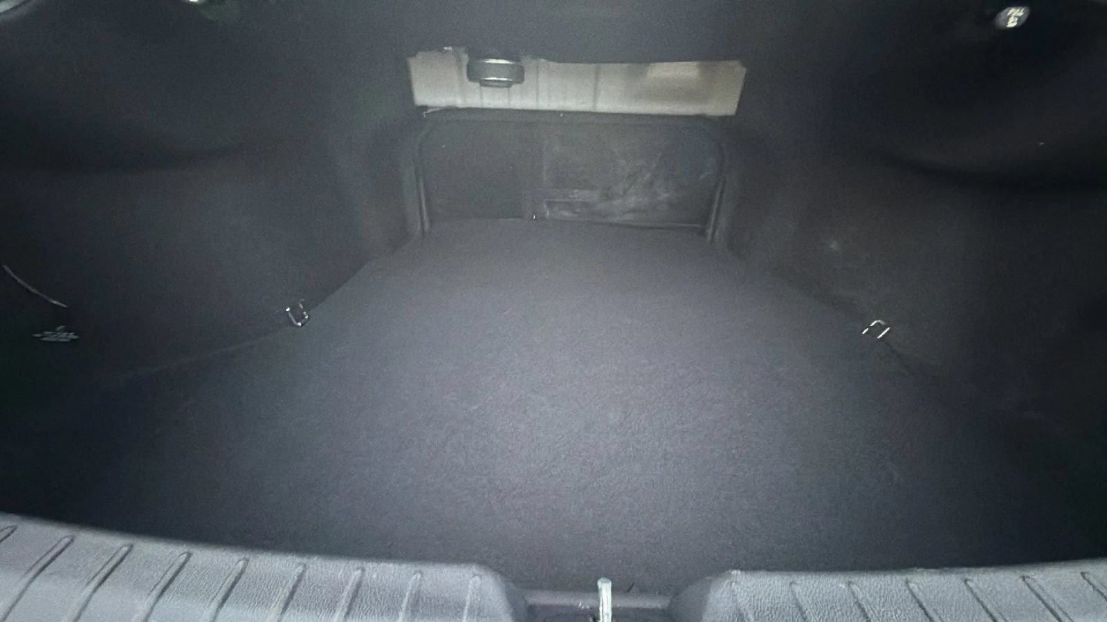 Used 2017 Hyundai Azera FWD image 65