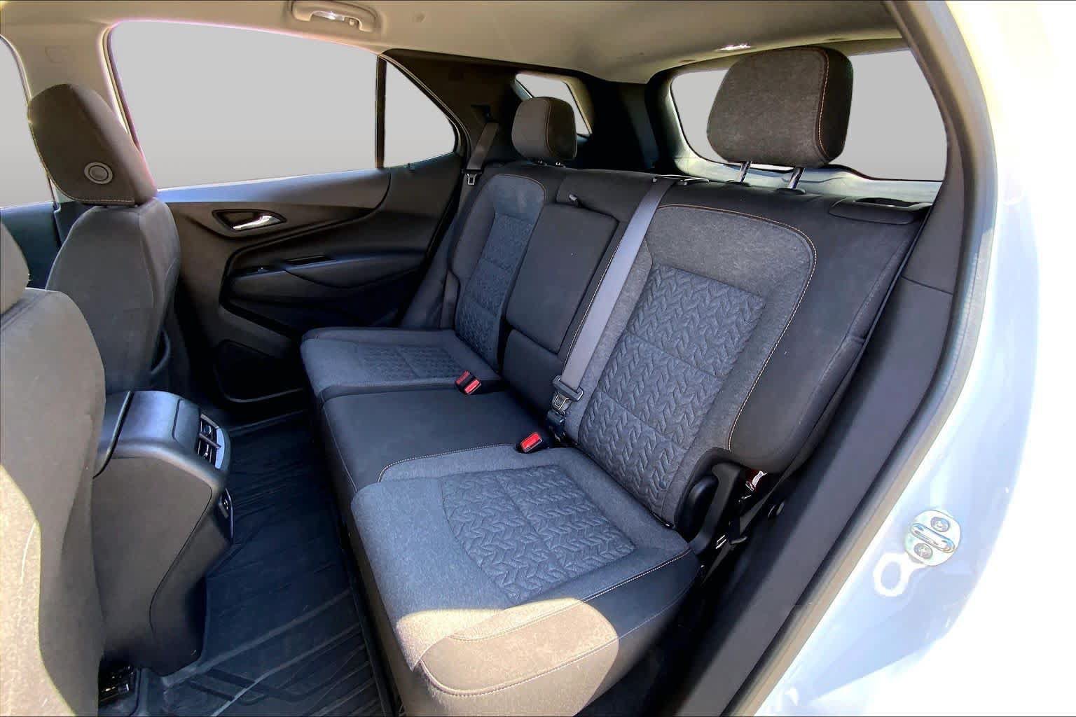 Used 2023 Chevrolet Equinox LT FWD image 20