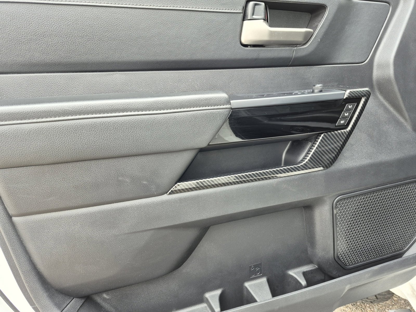 Used 2022 Toyota Tundra Limited image 15