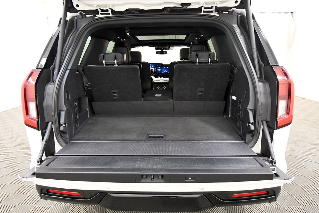 Used 2025 Ford Expedition Tremor AWD/4WD image 7