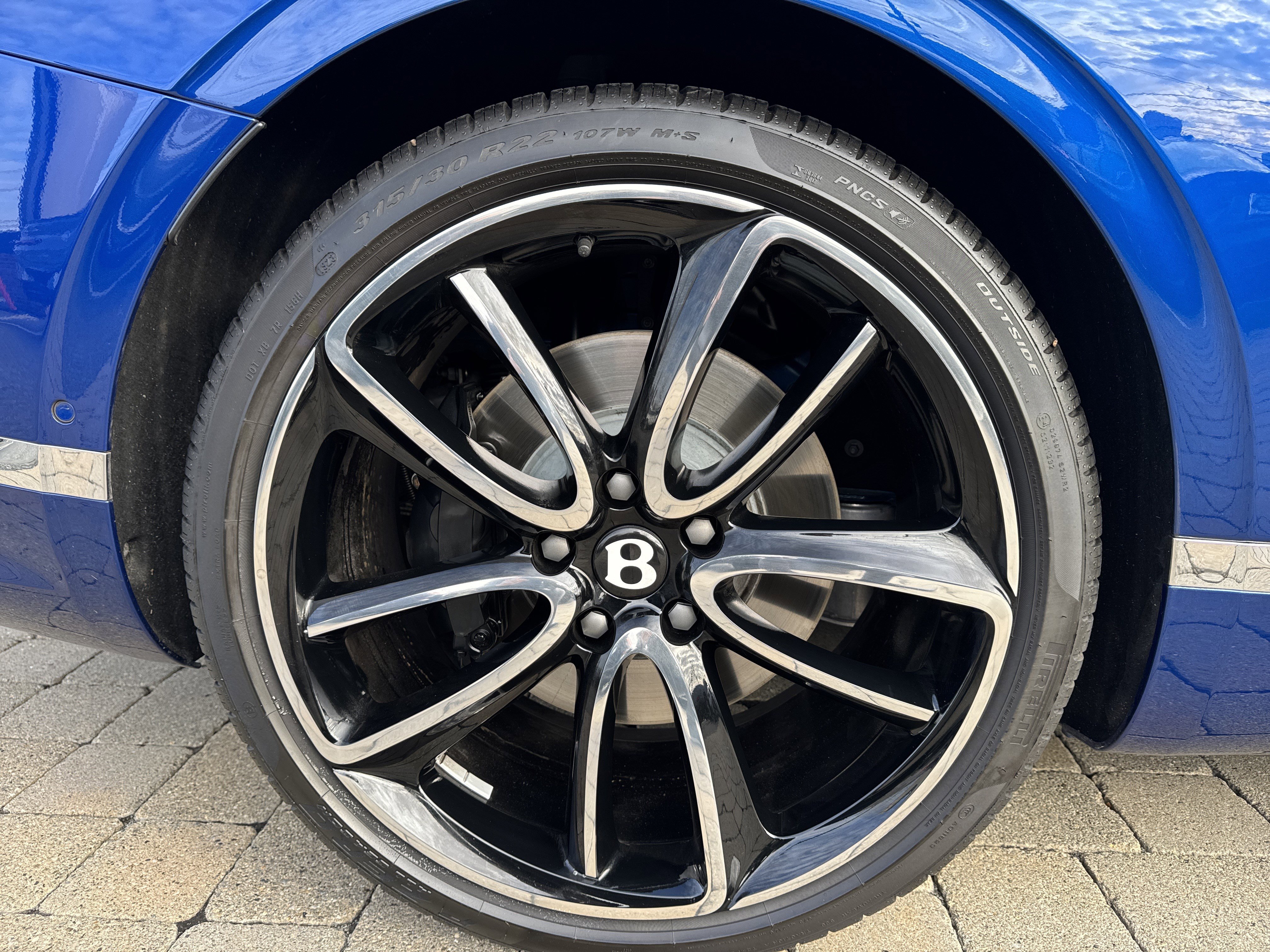 Used 2023 Bentley Continental GT Mulliner image 31