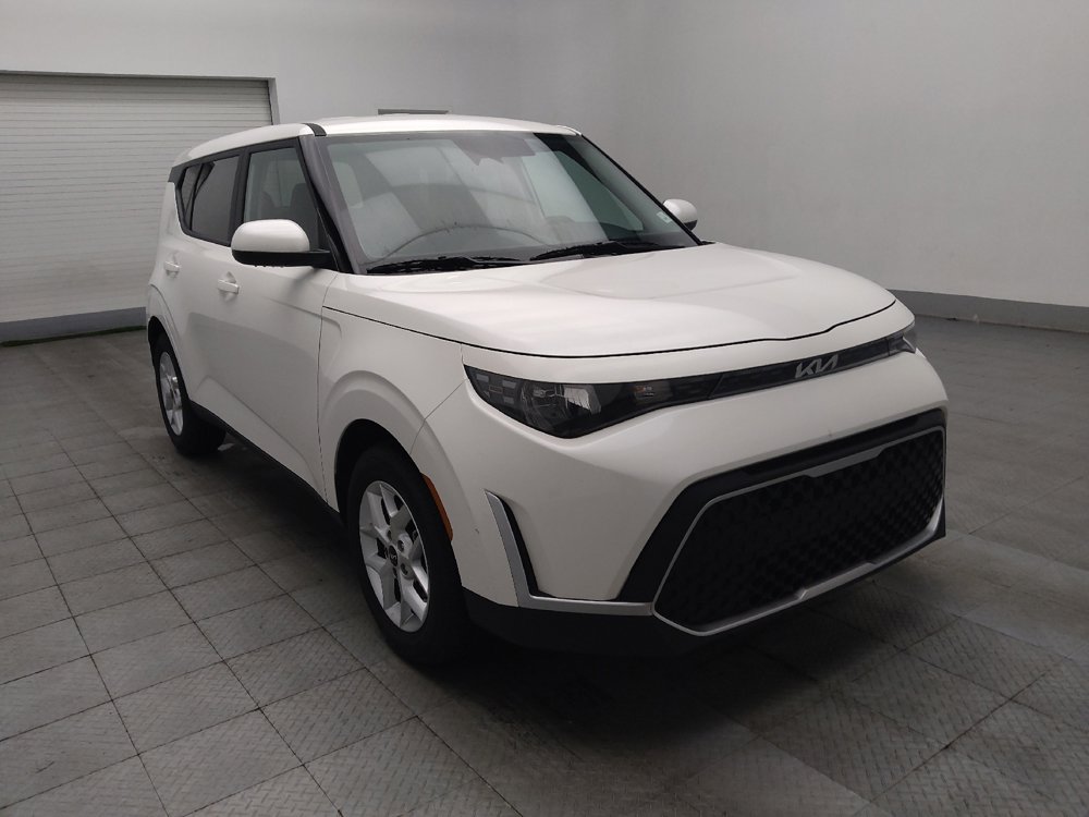 Used 2025 Kia Soul S FWD image 13