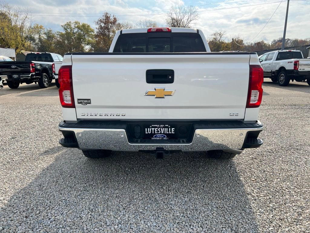 Used 2018 Chevrolet Silverado 1500 LTZ w/ Sport Package image 7
