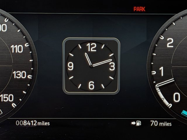 Used 2023 Land Rover Defender 90 X-Dynamic SE image 9