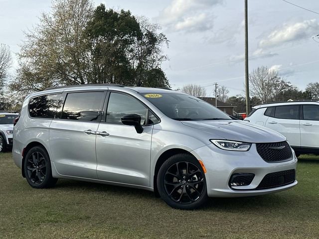 New 2026 Chrysler Pacifica Limited w/ S Appearance Package image 7