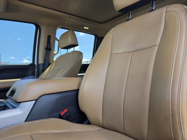 Certified 2022 Ford F250 Lariat w/ Lariat Value Package image 18